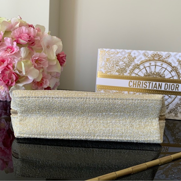 Dior cosmetic pouch Brand new Holiday 2024 comes with box Authentic ⭐️ - Picture 8 of 11